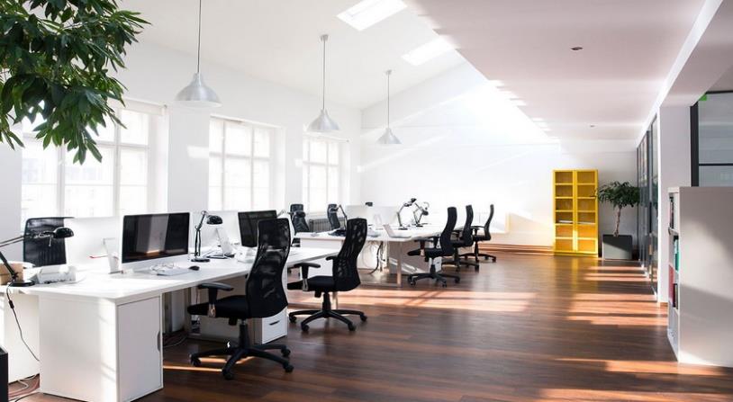 辦公室設(shè)計工作室怎么裝修？辦公室設(shè)計如何選擇軟裝家具?